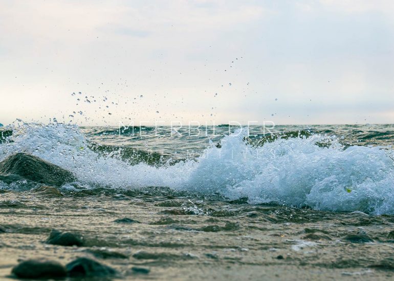 Ostseebilder mit Brandung