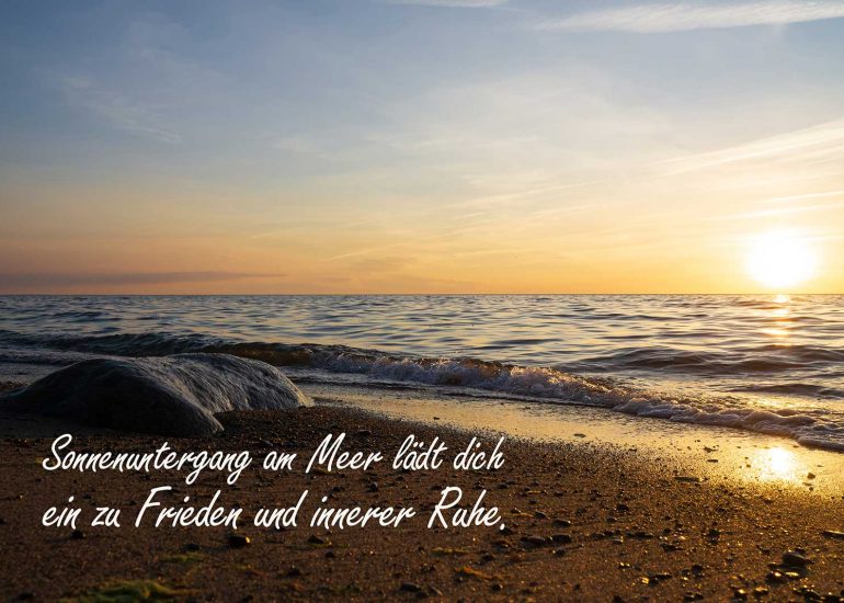 Kalenderbild mit Sonnenuntergang und spirituellem Text für Kalender 2026